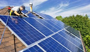 Service d'installation de photovoltaïque et tuiles photovoltaïques à Lansargues